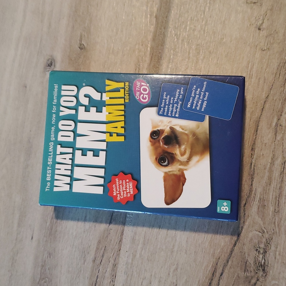 What‎ Do You Meme? Family Edition On The Go Family Card Board Game